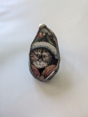 Vintage Christmas Kitty Cabochon Style Pin Brooch